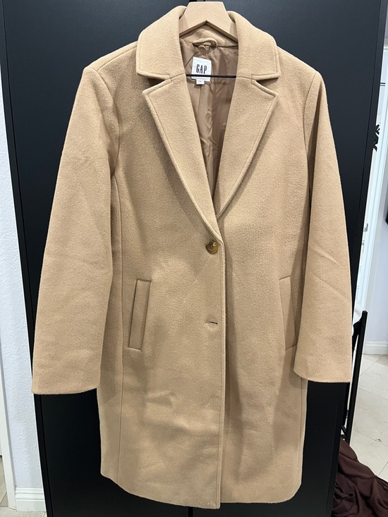 GAP Jackets & Blazers - GAP Camel Single-Button Trench Coat